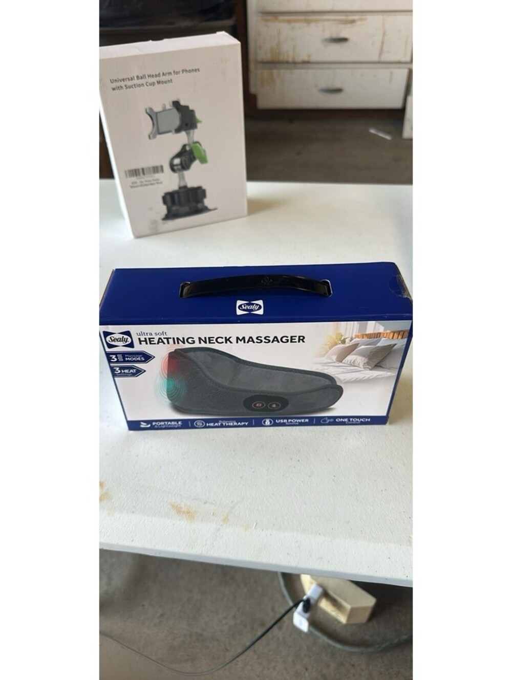 Sealy Ultra Soft Heated Neck Massager 3 Heat & Massage Modes USB New